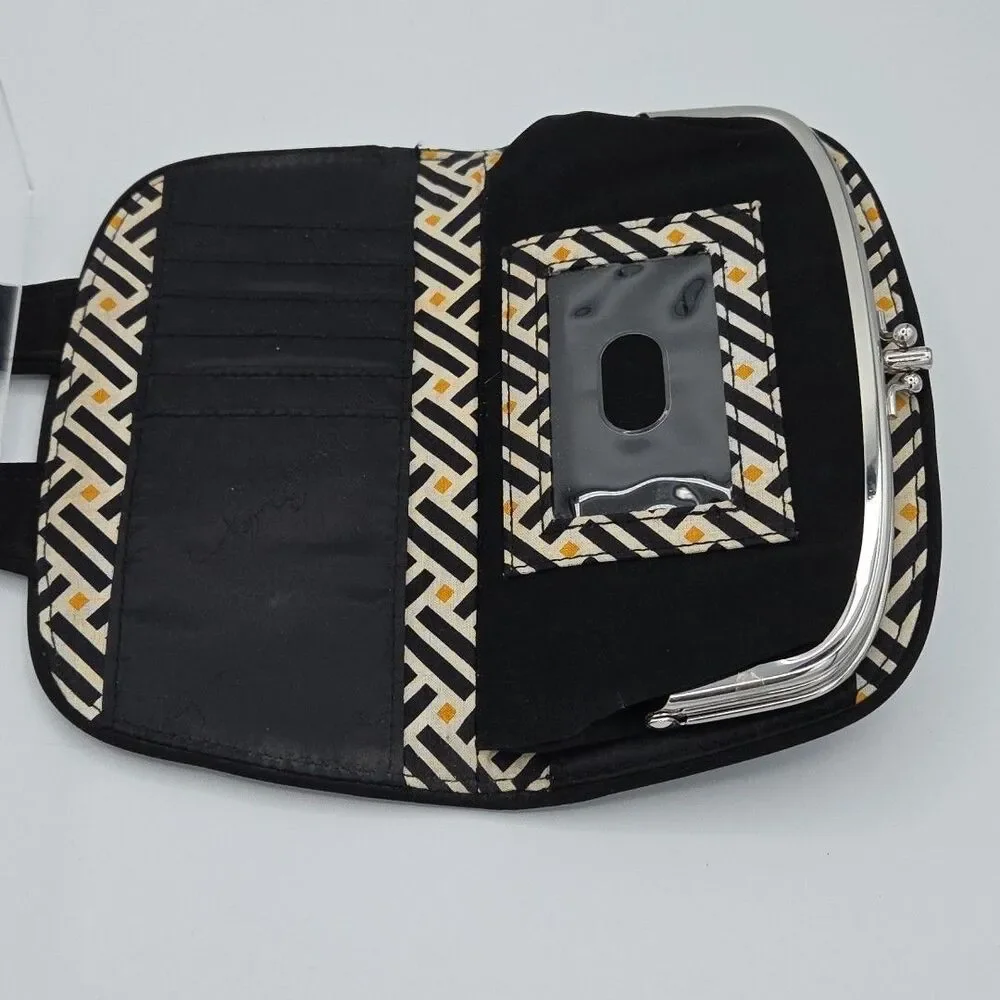 Vera Bradley Solid Black Quilted kiss n snap Wallet EUC - Picture 4 of 5